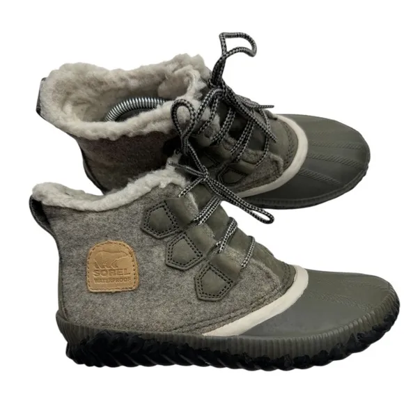 Sorel NL3150-257 Women's Gray Olive Green Faux Fur Snow Ankle Boots Size US 7