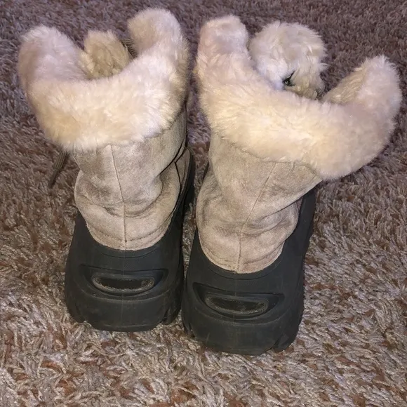 Sorel snow angel lace boots