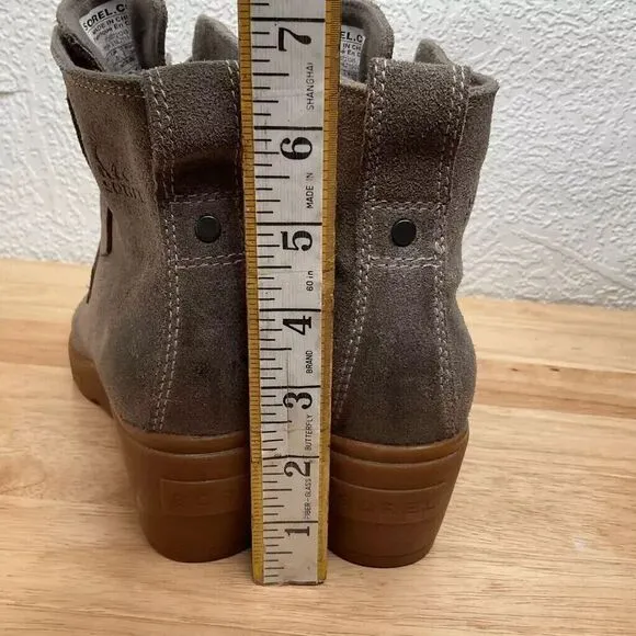 Sorel Toronto Women's Olive Suede Lace Up Wedge Ankle Bootie Boots Size 7