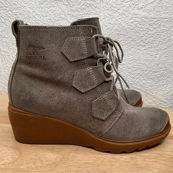 Sorel Toronto Women's Olive Suede Lace Up Wedge Ankle Bootie Boots Size 7