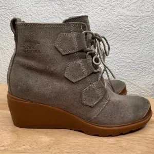 Sorel Toronto Women's Olive Suede Lace Up Wedge Ankle Bootie Boots Size 7