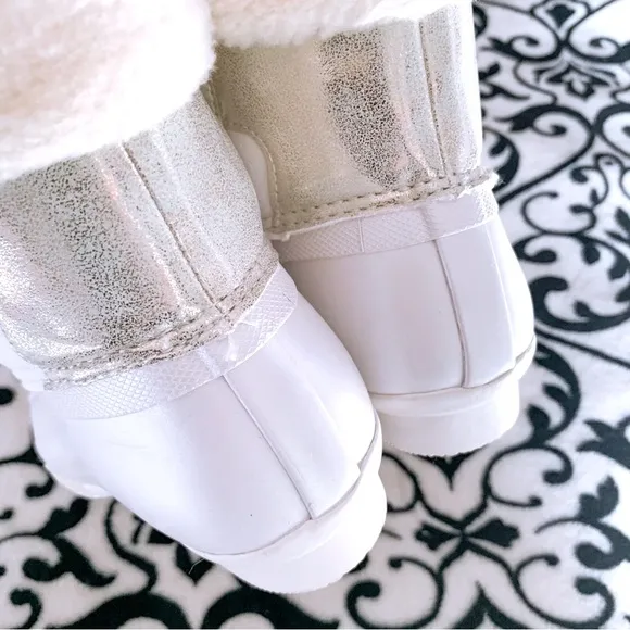 Sperry Saltwater Alpine Duck Boot in Cream White Child Size 2
