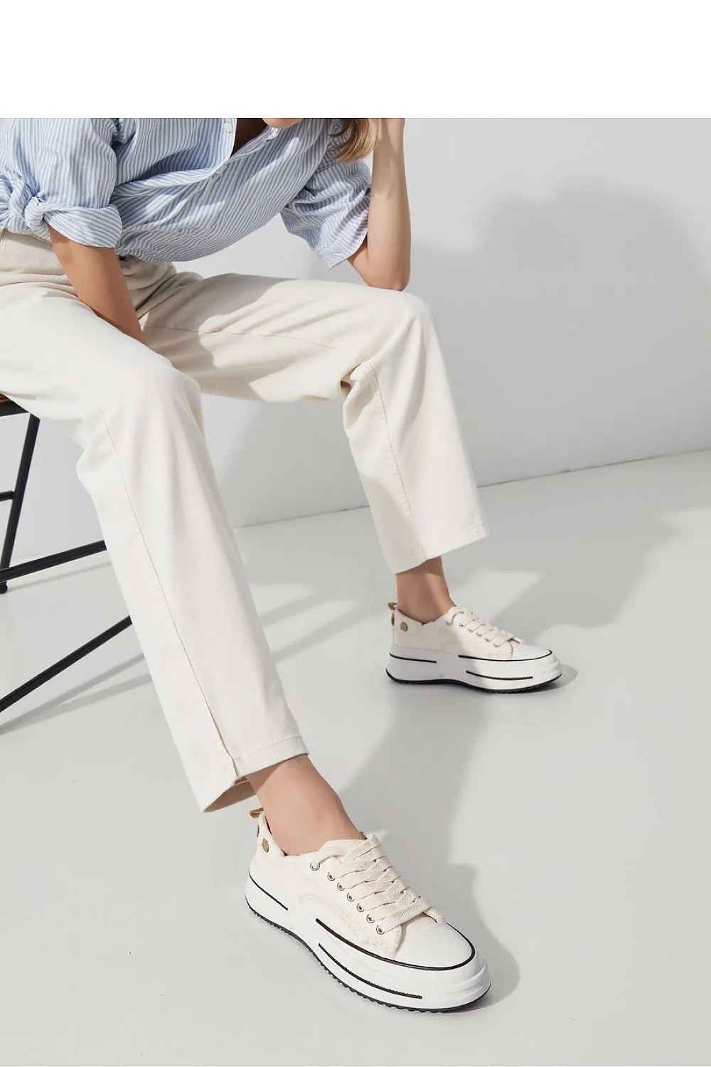 Sport Shoes Inello