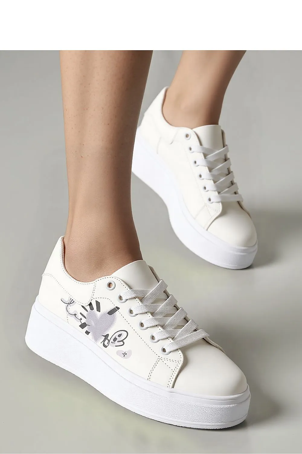 Sport Shoes Inello