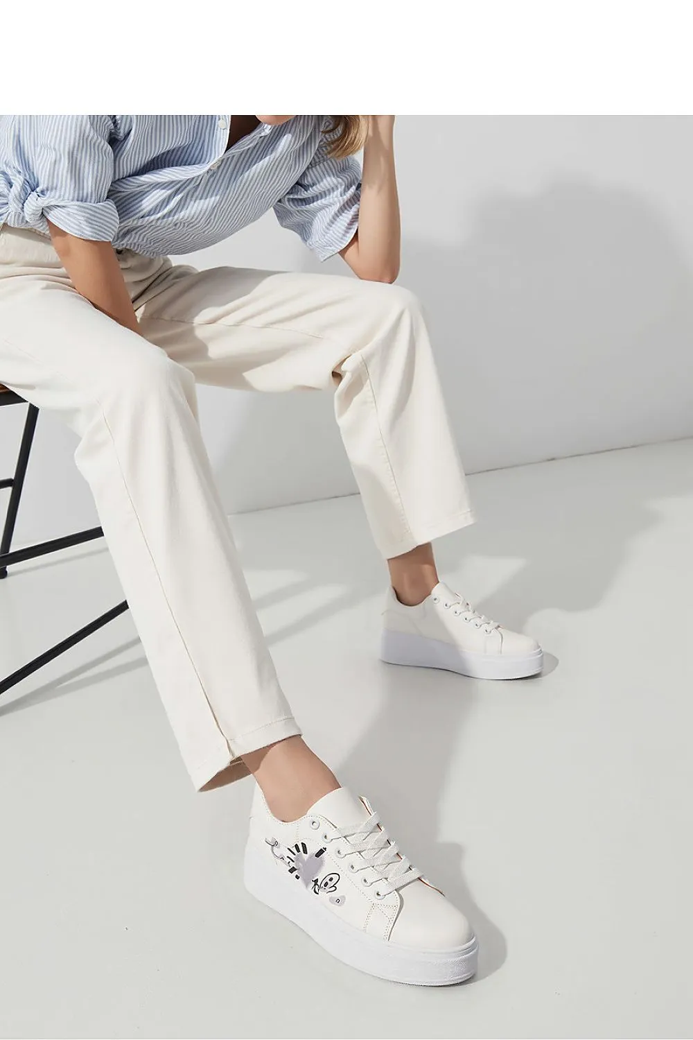 Sport Shoes Inello