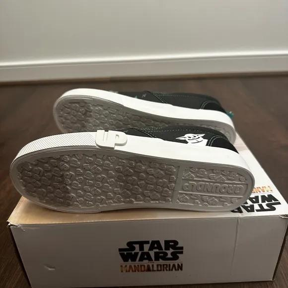 Star Wars The Mandalorian Kids Slip-On Shoes - Black and Green