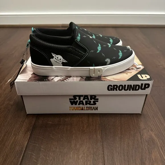Star Wars The Mandalorian Kids Slip-On Shoes - Black and Green