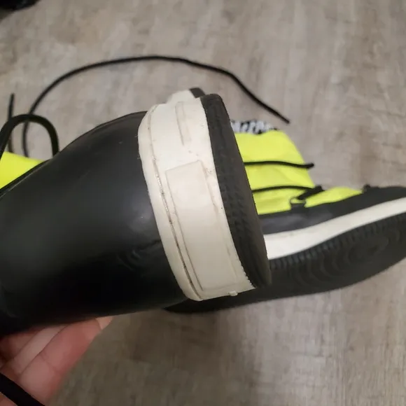 Stella McCartney Neon Yellow Snow Boots Size 36