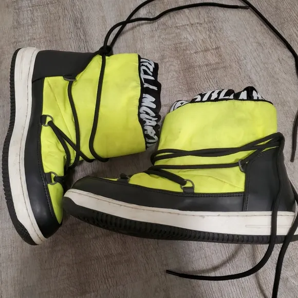 Stella McCartney Neon Yellow Snow Boots Size 36