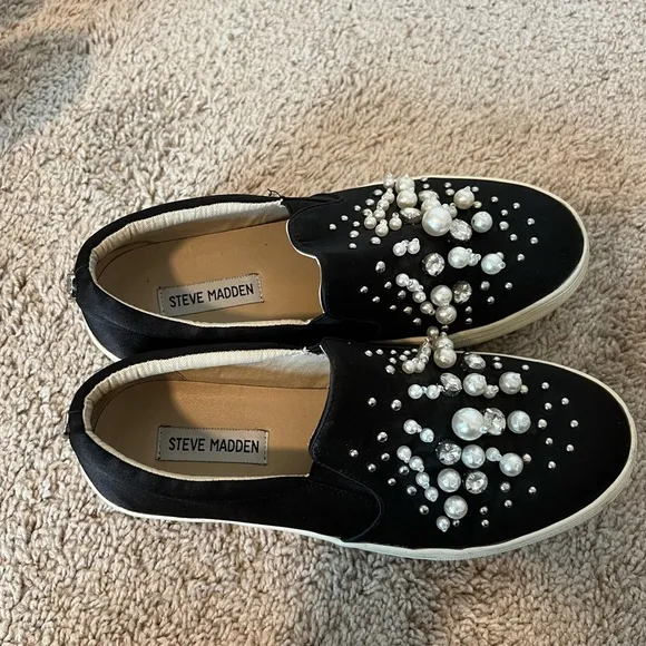 Steve Maddem Womens Beaded Glamour Fashion Slip-On Sneakers Shoes Black Size 8M