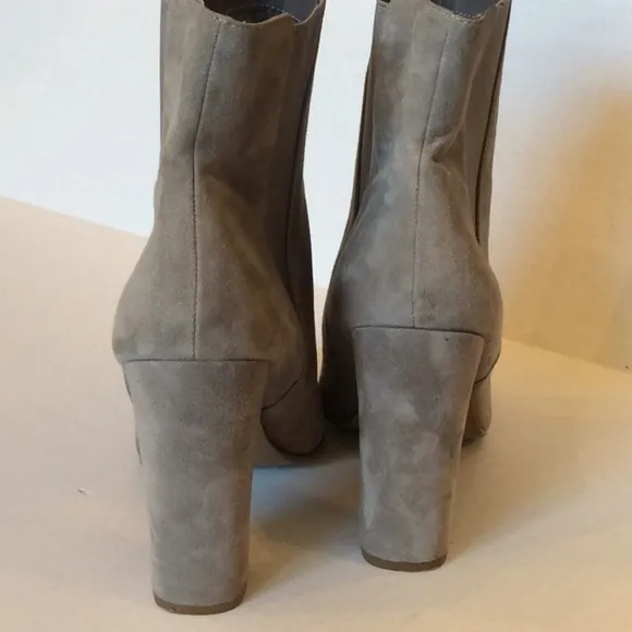 Steve Madden Gray Suede Ankle Boots Size 11