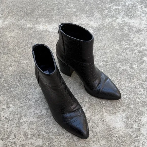 Steve Madden Jillian Ankle Boots with Crocodile Effect Black Size 7.5
