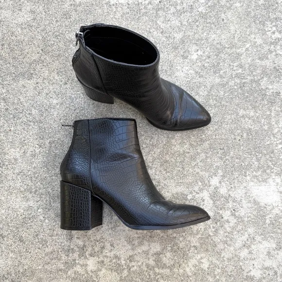 Steve Madden Jillian Ankle Boots with Crocodile Effect Black Size 7.5