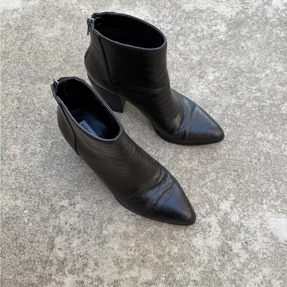 Steve Madden Jillian Ankle Boots with Crocodile Effect Black Size 7.5