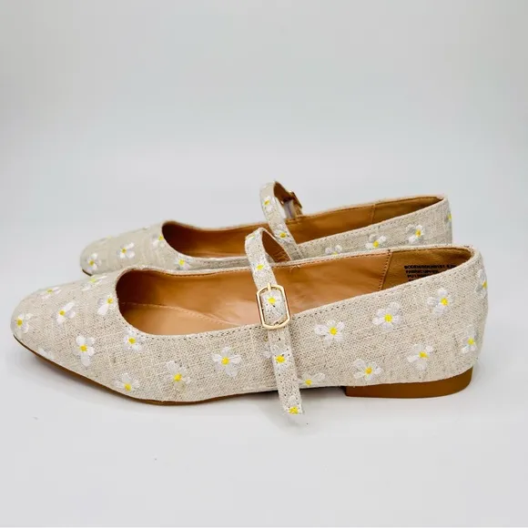 Steve Madden Tan Canvas Embroidered Daisy Floral Mary Jane Flats Shoes