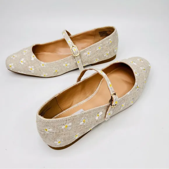 Steve Madden Tan Canvas Embroidered Daisy Floral Mary Jane Flats Shoes