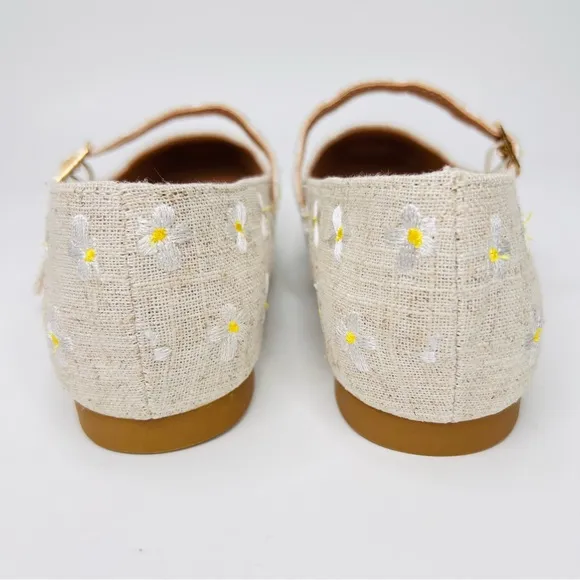 Steve Madden Tan Canvas Embroidered Daisy Floral Mary Jane Flats Shoes