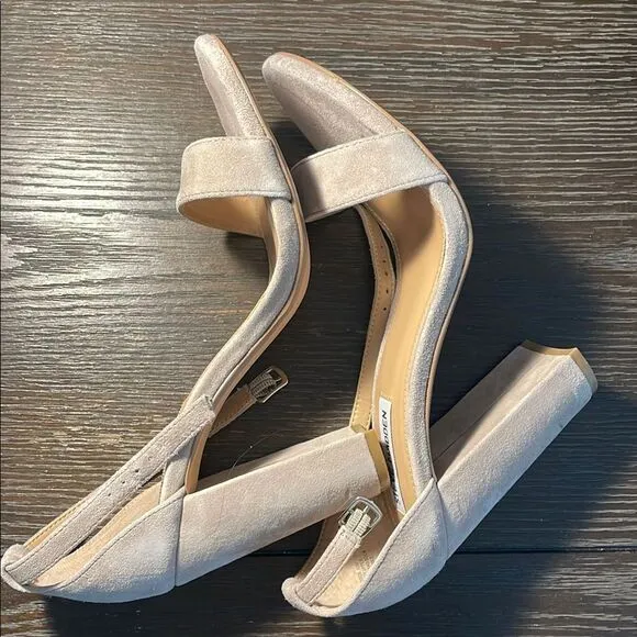 Steve Madden Women's Cream Heels
