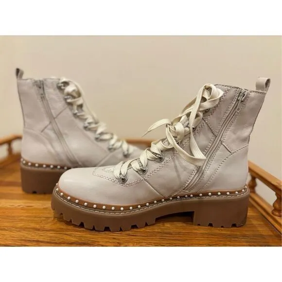 Steve Madden Women's Cream Rainier Ankle Boots Size 8.5M NWOT