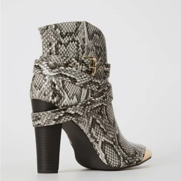 •Stevie• Snake Print Gold Cap Toe Ankle Bootie