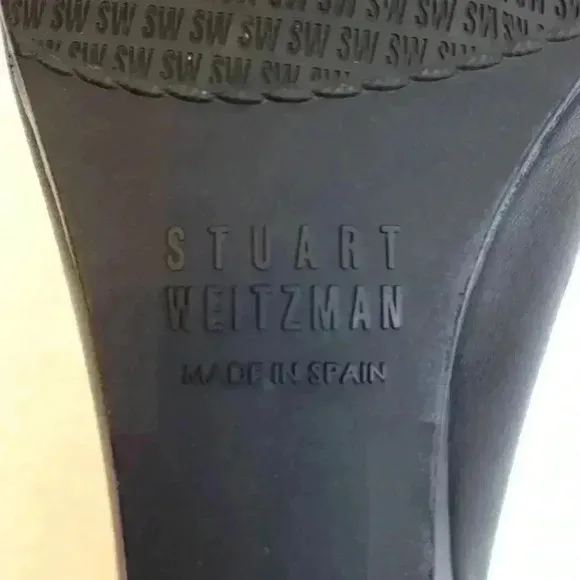 Stuart Weitzman Black Slip-On Spain Size 8M Shoes