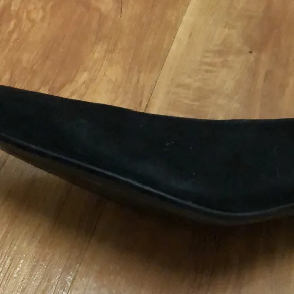 Stuart Weitzman Black Suede Heels Size 10 N