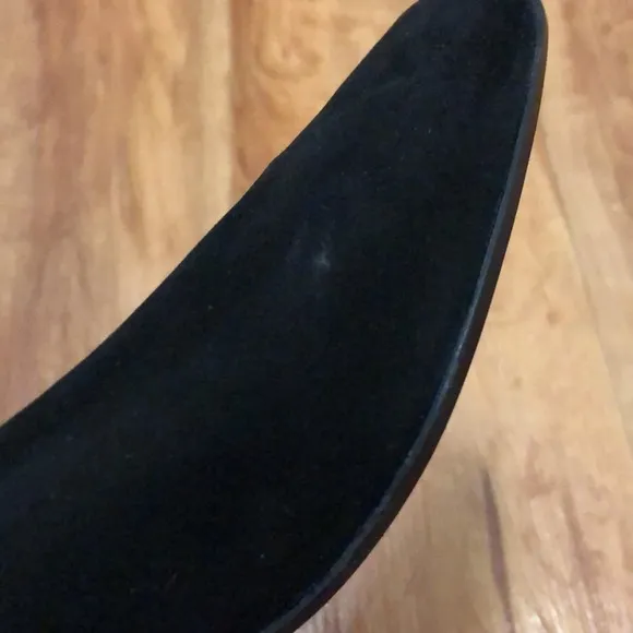 Stuart Weitzman Black Suede Heels Size 10 N