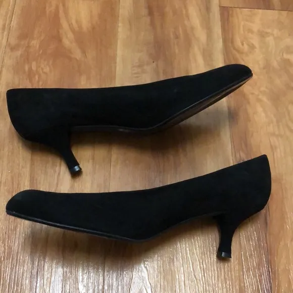 Stuart Weitzman Black Suede Heels Size 10 N
