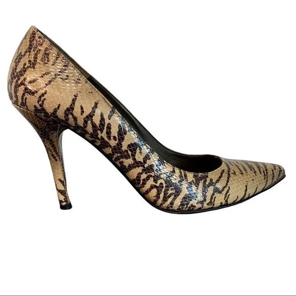 Stuart Weitzman Brown Tiger Print Pump Heels Size 8