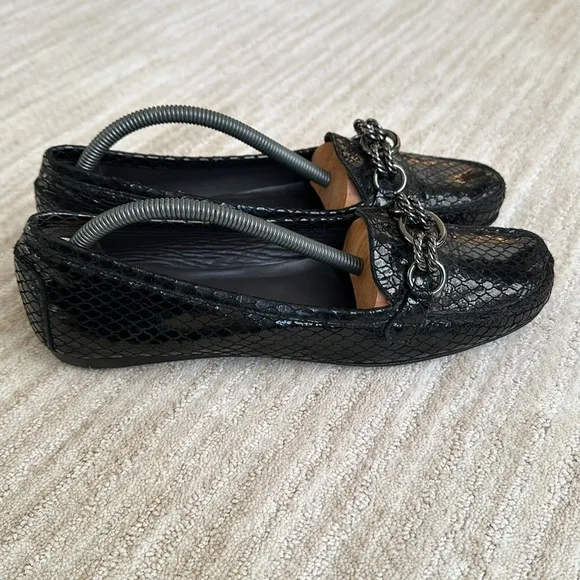 Stuart Weitzman FUELCHAIN Black Flats Loafers Shoes Size 9