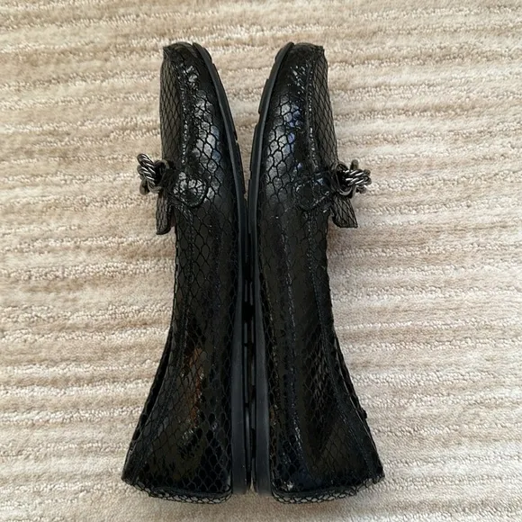 Stuart Weitzman FUELCHAIN Black Flats Loafers Shoes Size 9