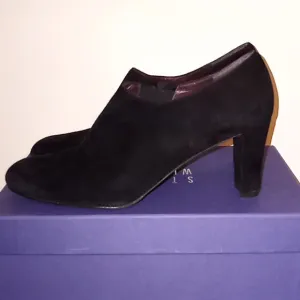 Stuart Weitzman Unique Black Suede Ankle Boots Sz. 9 w/Dust Bag &amp; Box