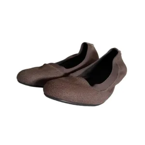 Stuart Weitzman Women's Taupe Leather Slip On Ballet Flats Shoes Size 5.5 M