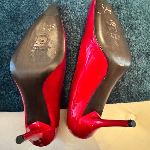 Stuart Whitman Patent Leather Red Women's Heels