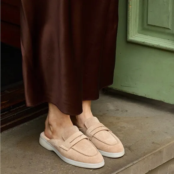 Suede clogs shoes