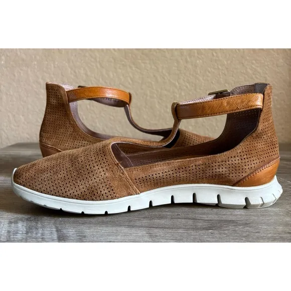 Sundance Mamzelle Lorelai Tan Suede T Strap Shoes