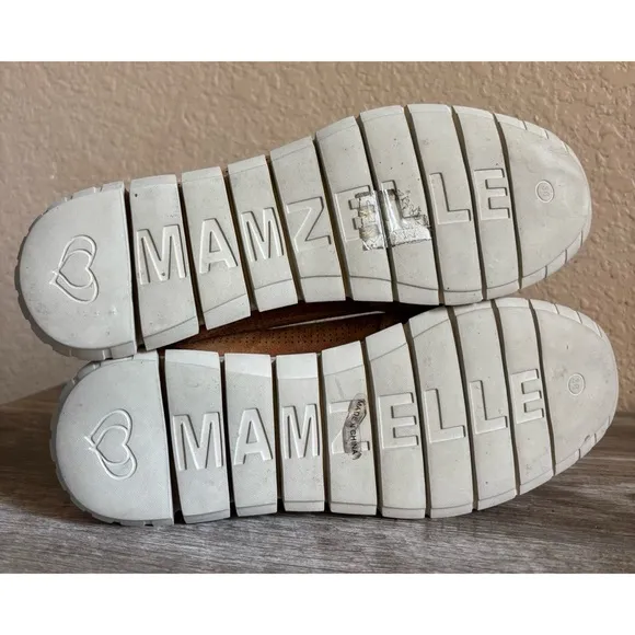 Sundance Mamzelle Lorelai Tan Suede T Strap Shoes