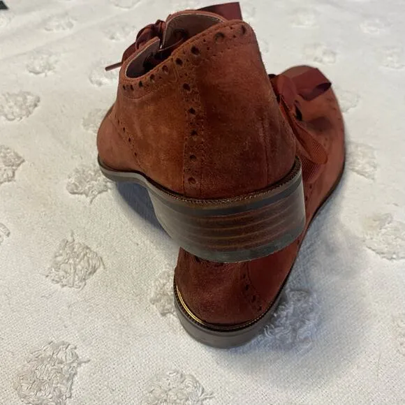 Sundance Orange Suede Ribbon Lace Up Oxford Shoes Women’s Size 7 Preppy Academia
