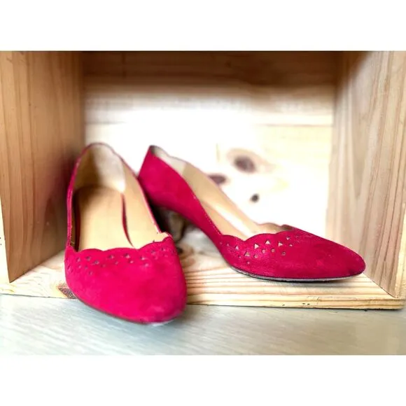 Sézane Low Josephine Courts Cherry Red Scalloped Suede Round Toe Heels SZ EU 38