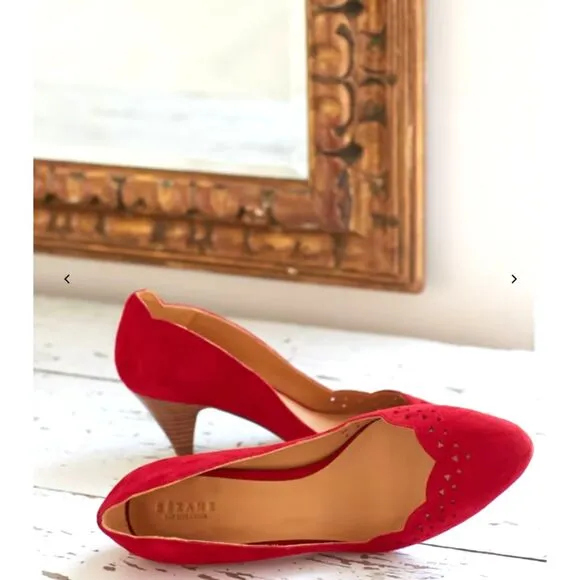 Sézane Low Josephine Courts Cherry Red Scalloped Suede Round Toe Heels SZ EU 38