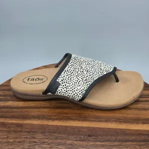 Taos Boundary Sandals Women's 11 Black White Leather Cheetah Print Comfort Thong