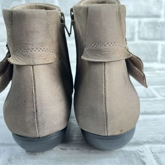 Taos Model Women’s Size 9.5 Light Brown Leather Ankle Boots