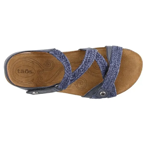 Taos Women's Trulie Navy Leather Sandal Sz 10/10.5