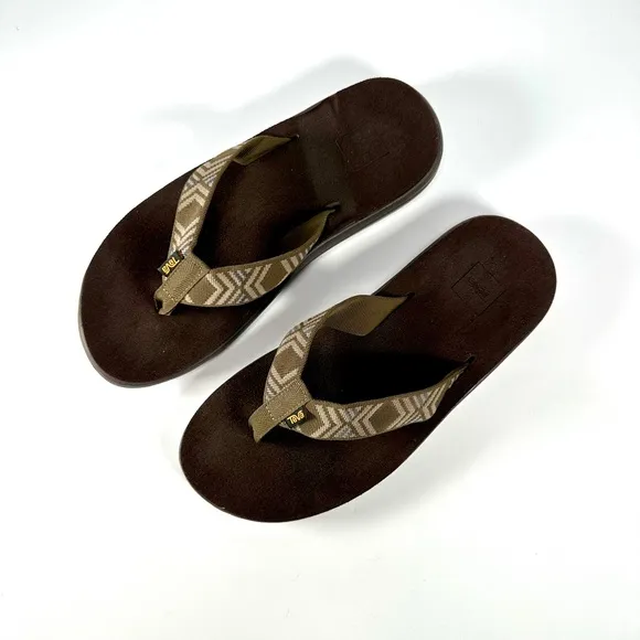 Teva Men's Voya Brown Flip Flops