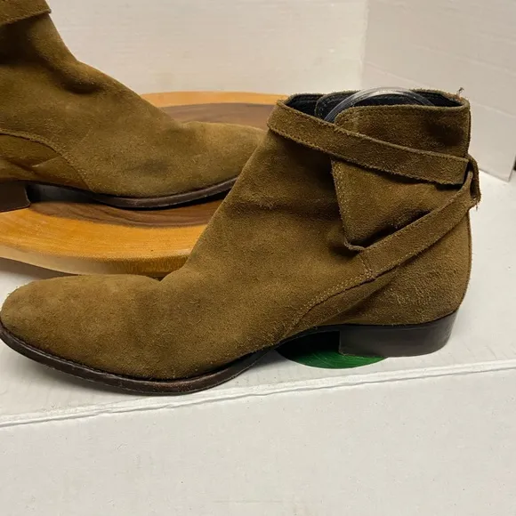 The KOOPLES Ankle Boots Leather Distressed Boots