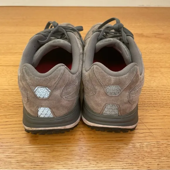 The North Face Suede Gray Treking Shoes M8.5