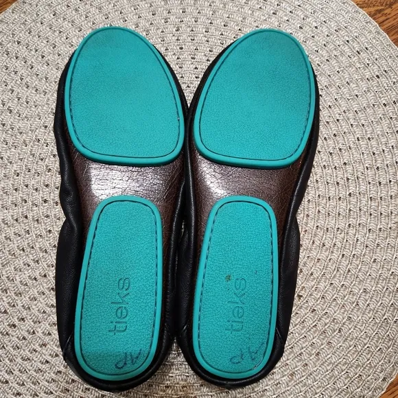 Tieks Black Leather Ballet Shoes