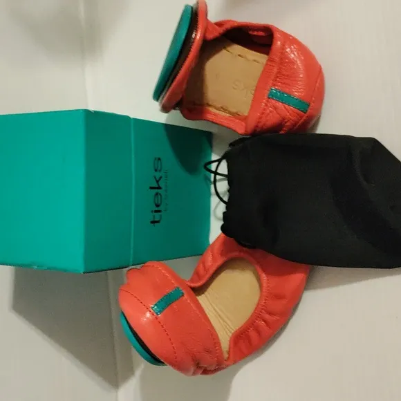 TIEKS Limited Edition Poppy Red Coral Ballet Flats Leather Slip On Shoes Sz 6