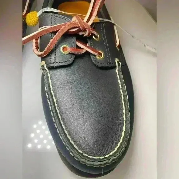 Timberland Mens 2 Eye Classic Leather Boat Shoes 74036 Navy Blue Size 9.5 Used