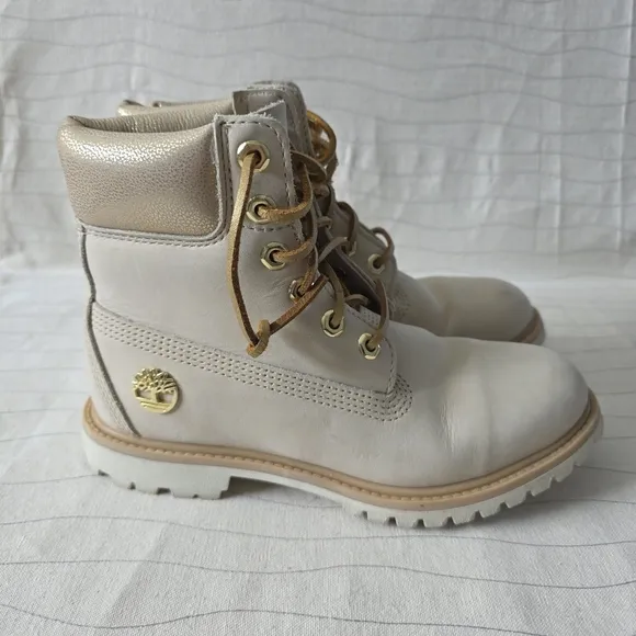 Timberland Womens 6 Inch Beige Gold Nubuck Leather Boots Shoes A18L5 Size 7